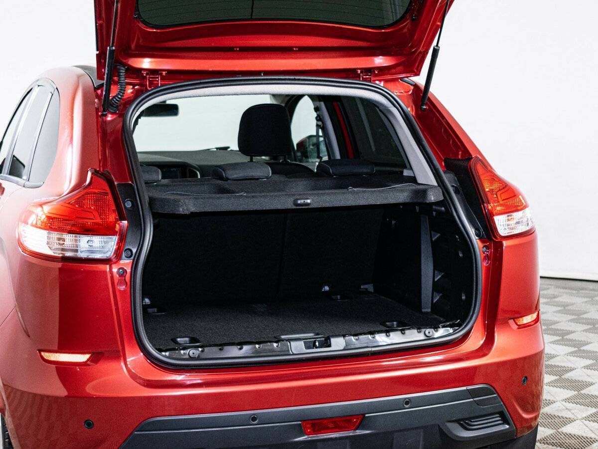 Б/У Лада (ВАЗ) ИКСРЭЙ 2016 года. Фото: #8