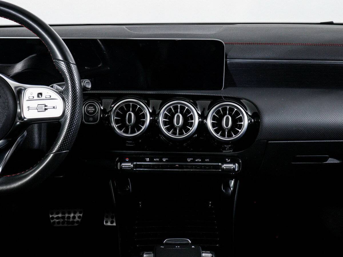 Б/У Мерседес-Бенц КЛА 2019 года. Фото: #12