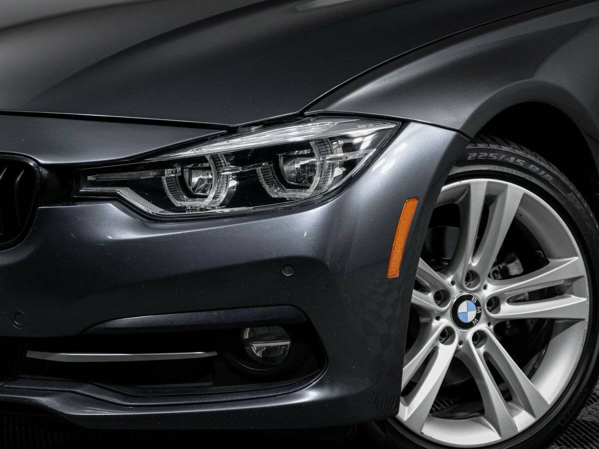 Б/У БМВ 3 серии 2017 года. Фото: #16