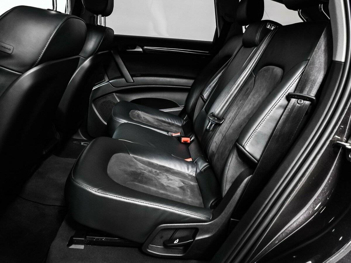 Б/У Ауди К7 2014 года. Фото: #12