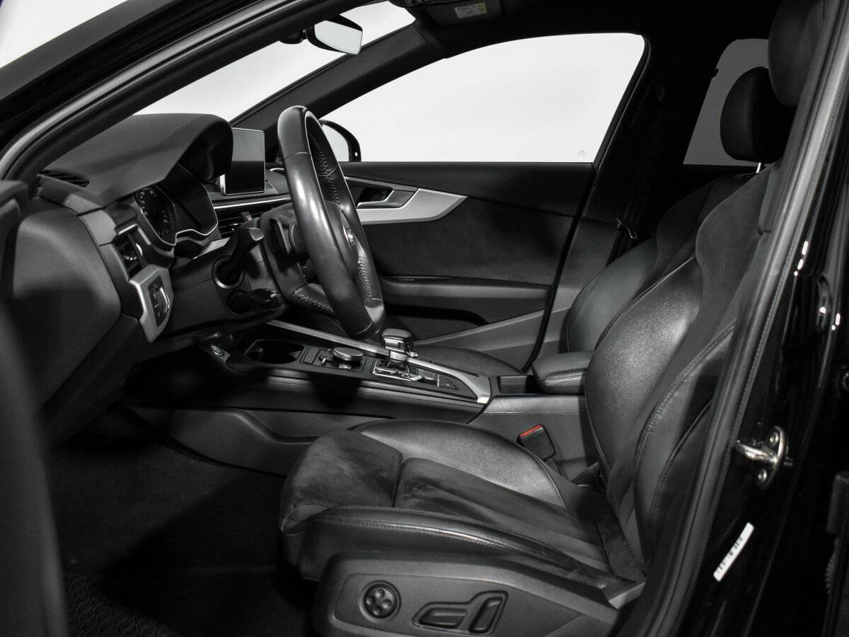 Б/У Ауди А4 Аллроад 2019 года. Фото: #13