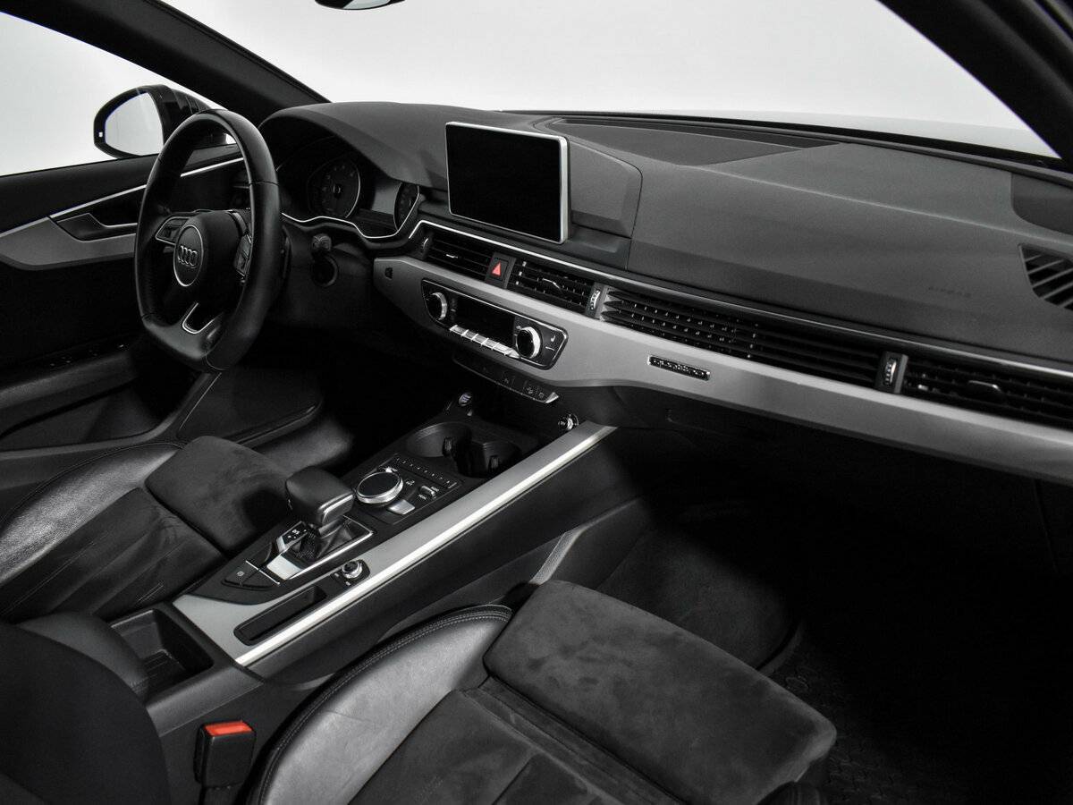 Б/У Ауди А4 Аллроад 2019 года. Фото: #14