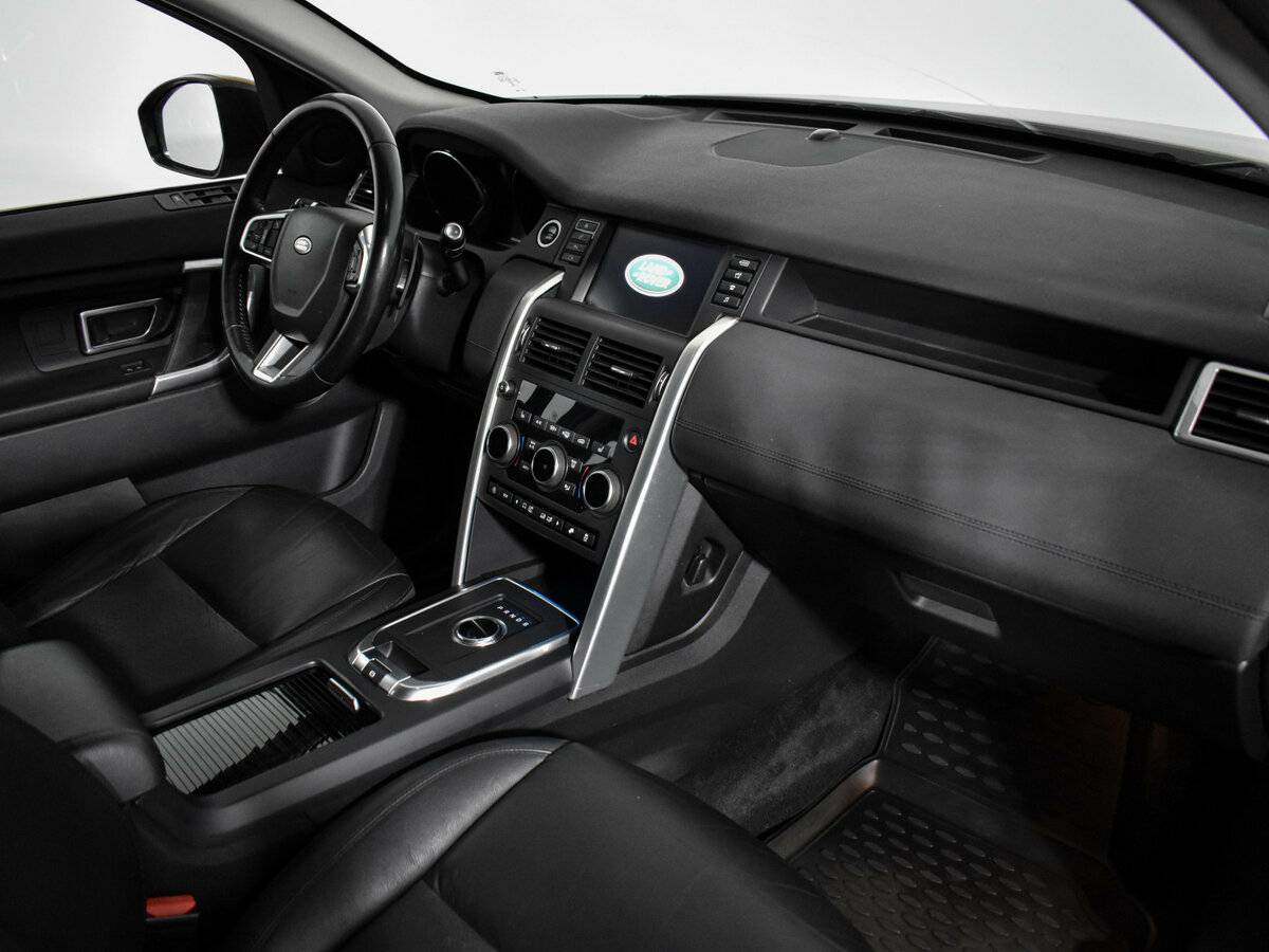 Б/У Лэнд Ровер Дискавери Спорт 2017 года. Фото: #11