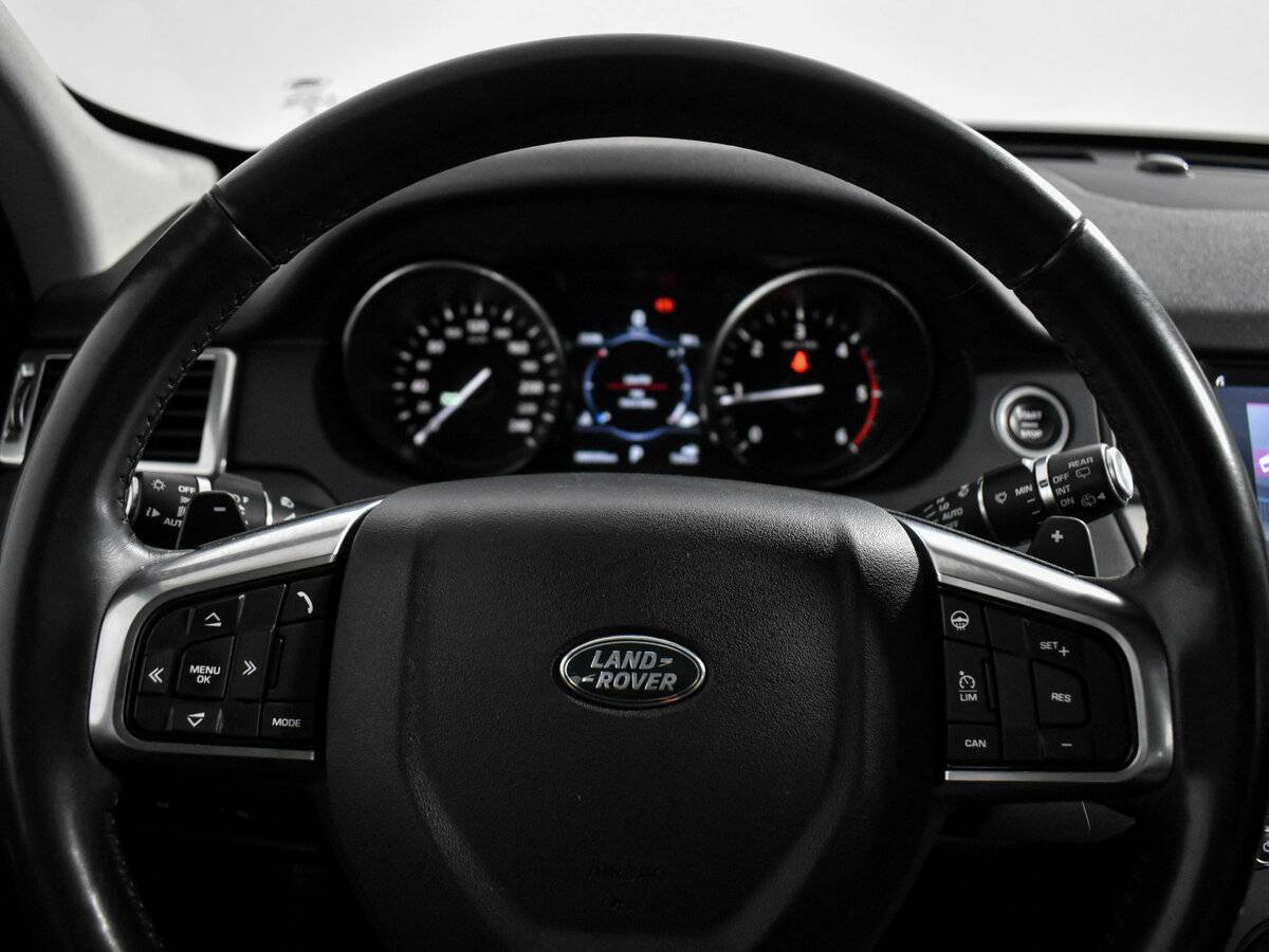 Б/У Лэнд Ровер Дискавери Спорт 2017 года. Фото: #16