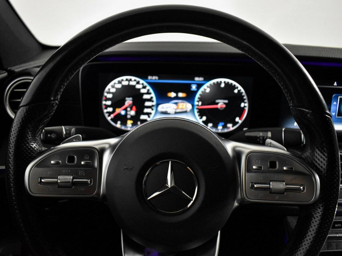 Б/У Мерседес-Бенц Е-Класс 2020 года. Фото: #18