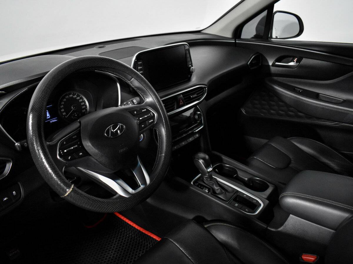 Б/У Хендай Санта Фе 2018 года. Фото: #8