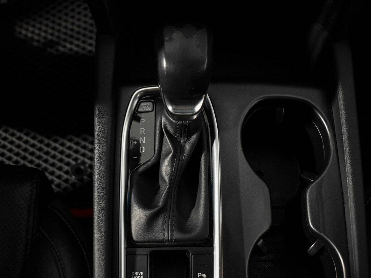 Б/У Хендай Санта Фе 2018 года. Фото: #11