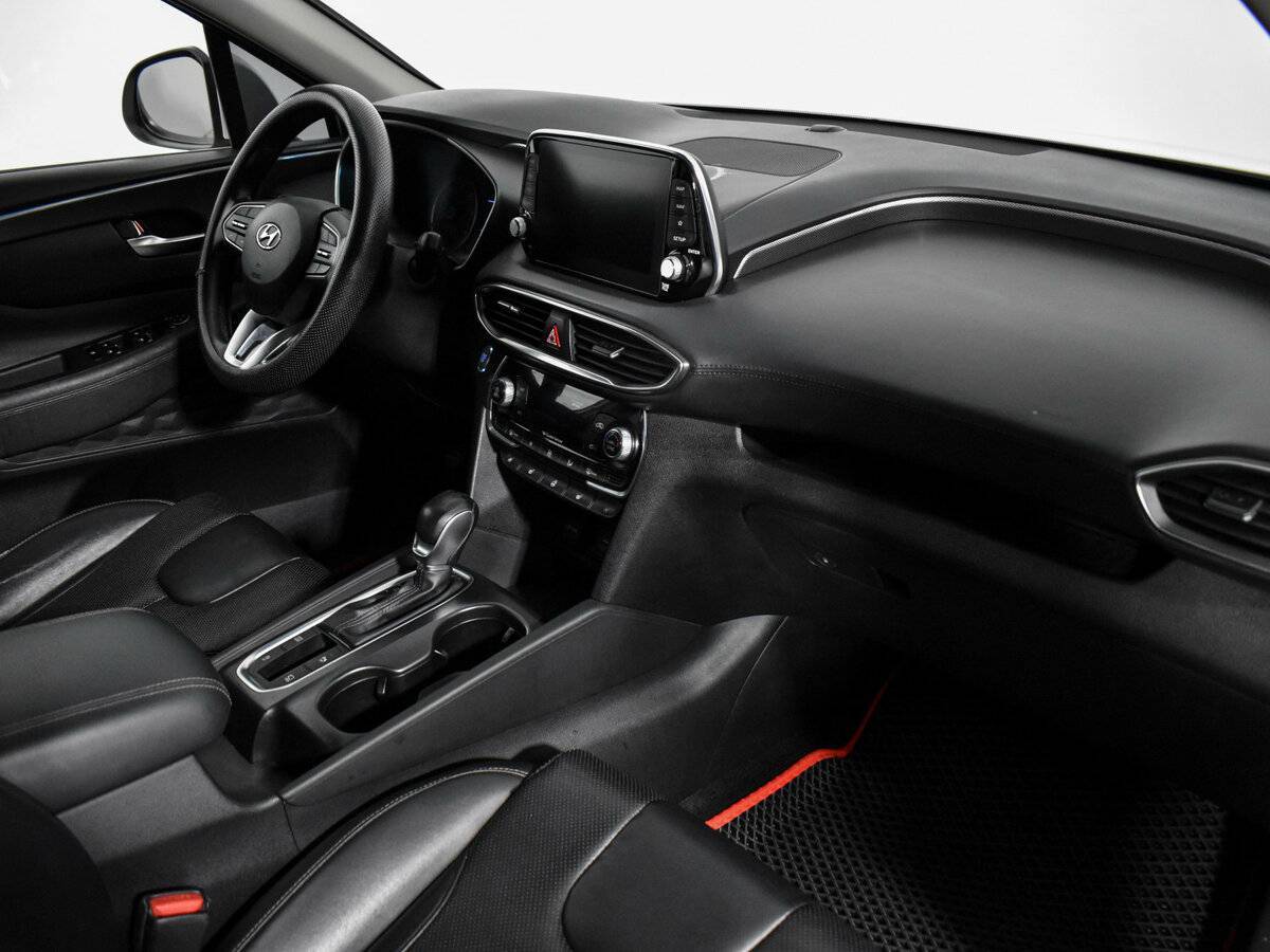 Б/У Хендай Санта Фе 2018 года. Фото: #14