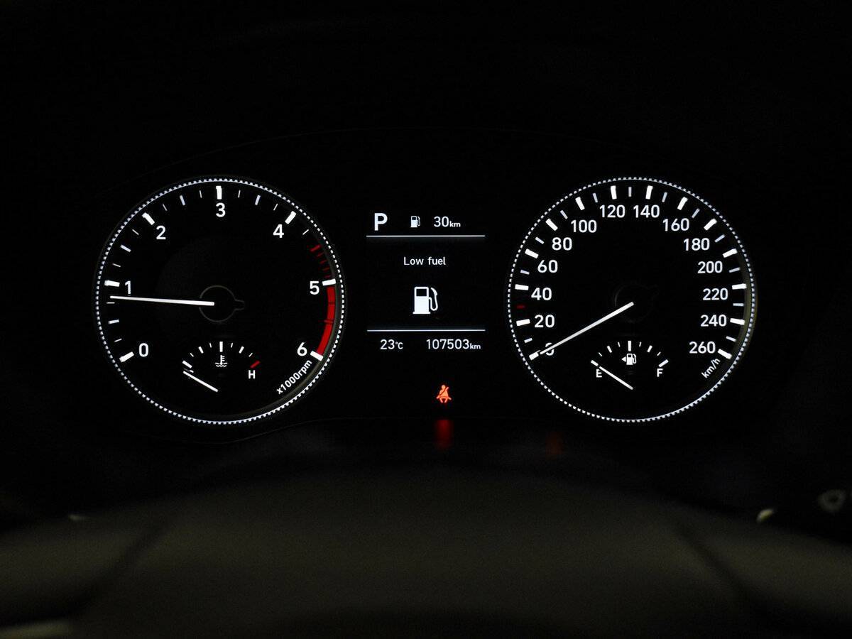 Б/У Хендай Санта Фе 2018 года. Фото: #19