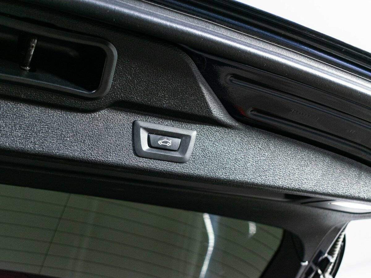 Б/У БМВ Икс5 2017 года. Фото: #9