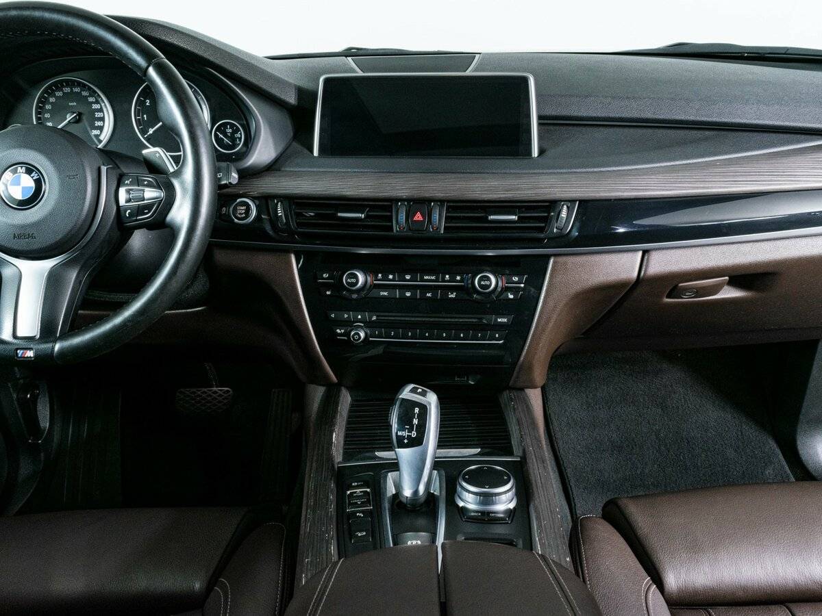 Б/У БМВ Икс5 2017 года. Фото: #11