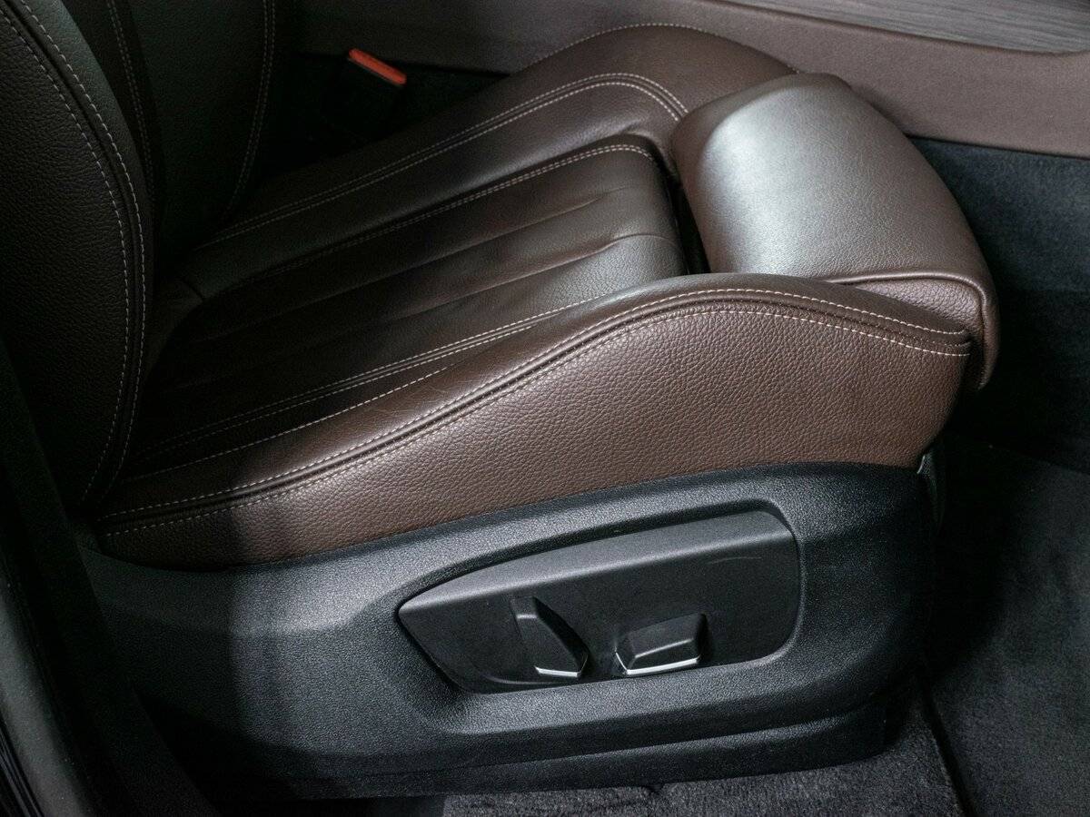 Б/У БМВ Икс5 2017 года. Фото: #19