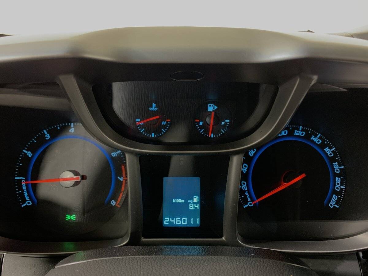 Б/У Шевроле Орландо 2013 года. Фото: #13