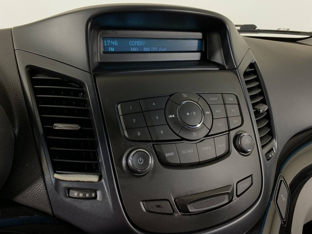 Б/У Шевроле Орландо 2013 года. Фото: #14