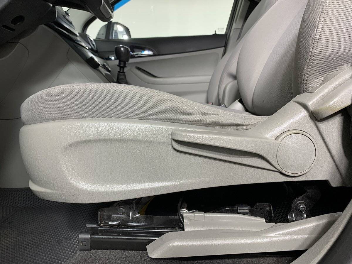 Б/У Шевроле Орландо 2013 года. Фото: #15