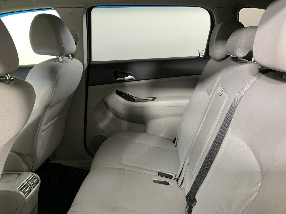 Б/У Шевроле Орландо 2013 года. Фото: #17