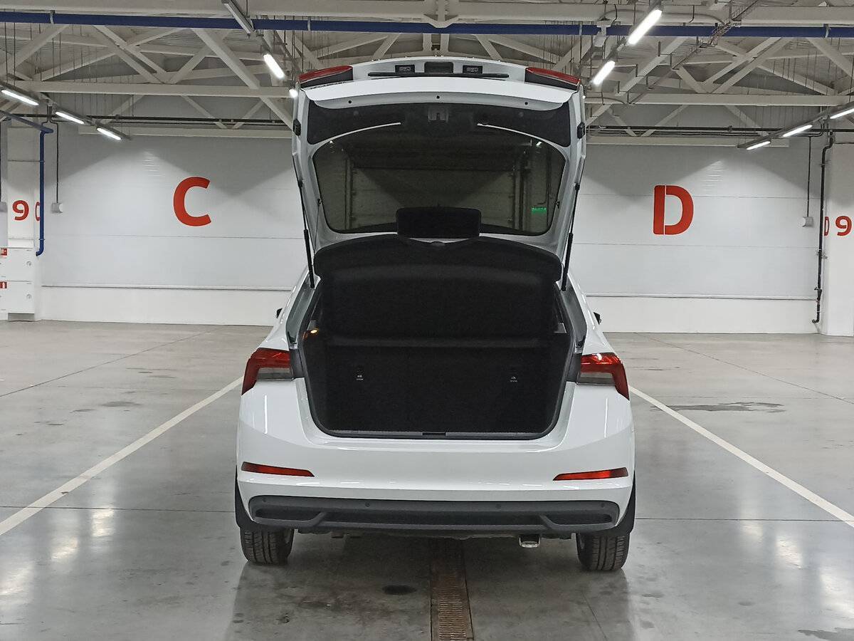 Б/У Шкода Рапид 2022 года. Фото: #9