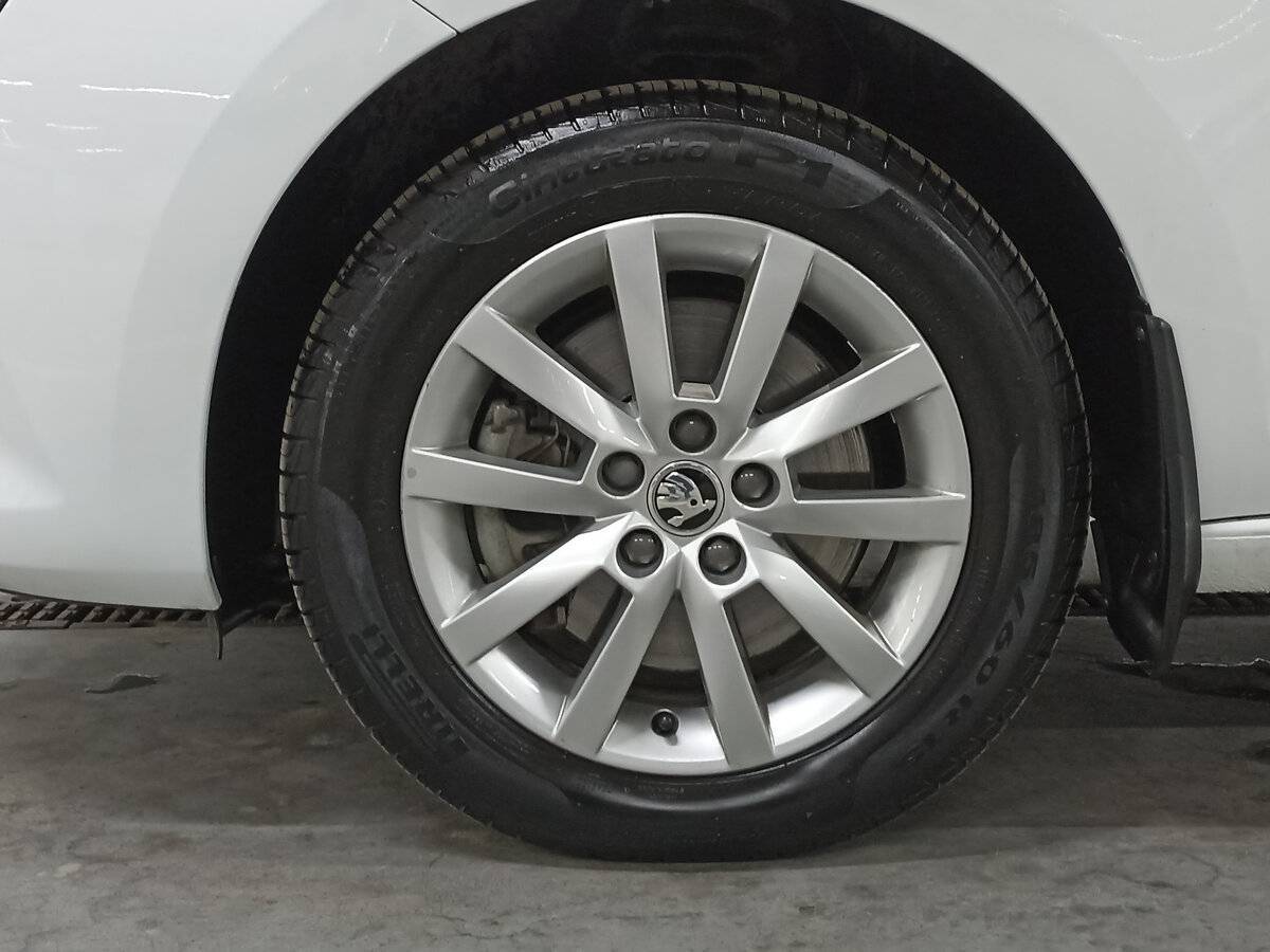 Б/У Шкода Рапид 2022 года. Фото: #17