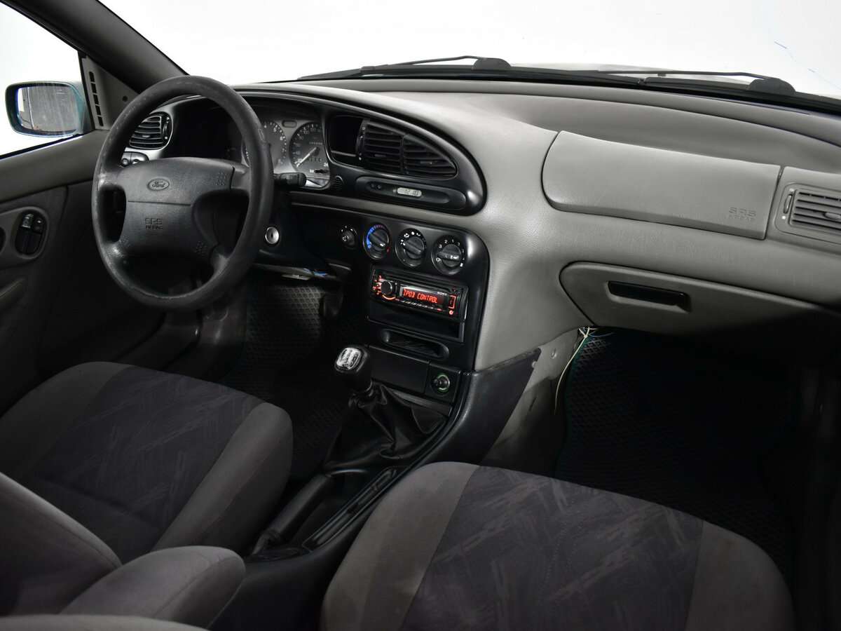 Б/У Форд Мондео 1996 года. Фото: #9