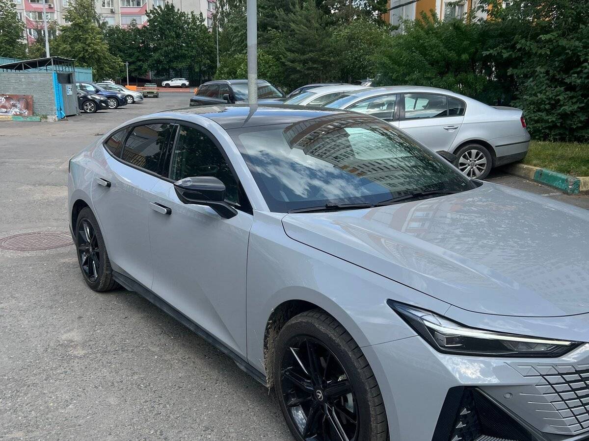 Б/У Чанган УНИ-В 2024 года. Фото: #1