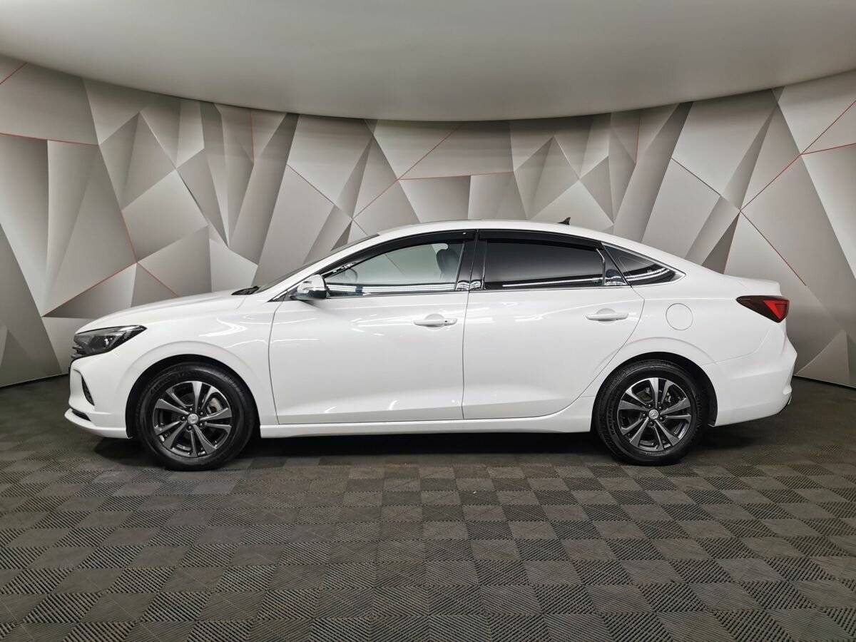 Б/У Чанган Еадо Плюс 2023 года. Фото: #4