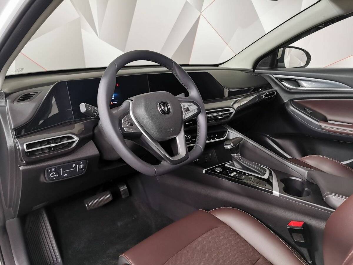 Б/У Чанган Еадо Плюс 2023 года. Фото: #15