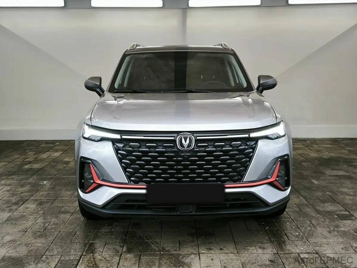 Б/У Чанган CS35 Plus 2023 года. Фото: #1