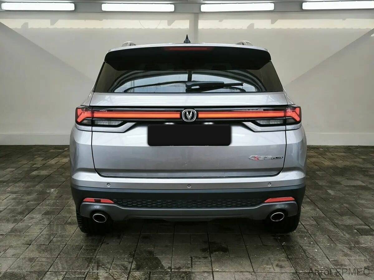 Б/У Чанган CS35 Plus 2023 года. Фото: #2