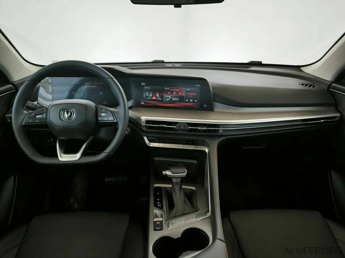 Б/У Чанган CS35 Plus 2023 года. Фото: #4