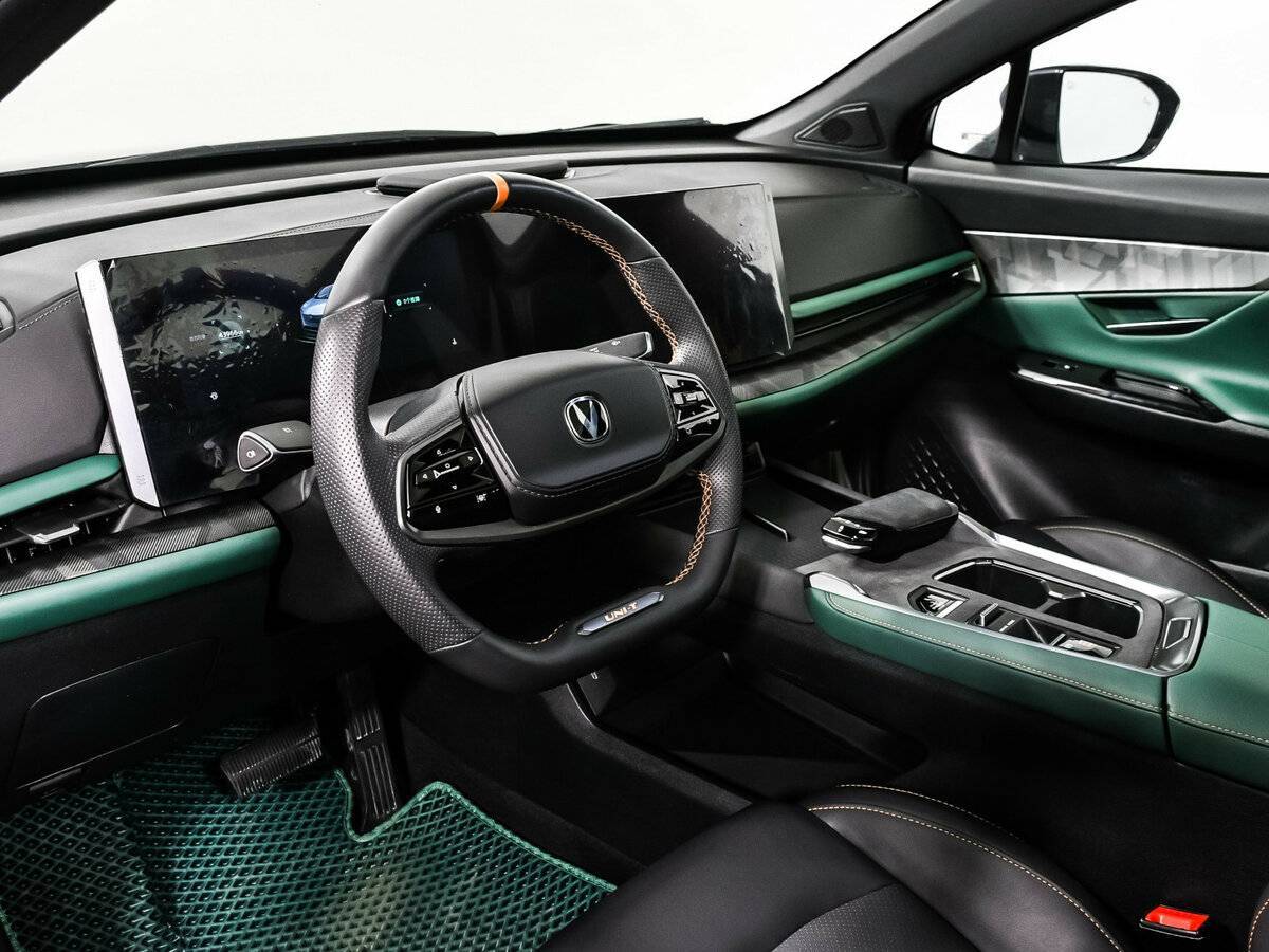 Б/У Чанган УНИ-Т 2023 года. Фото: #12