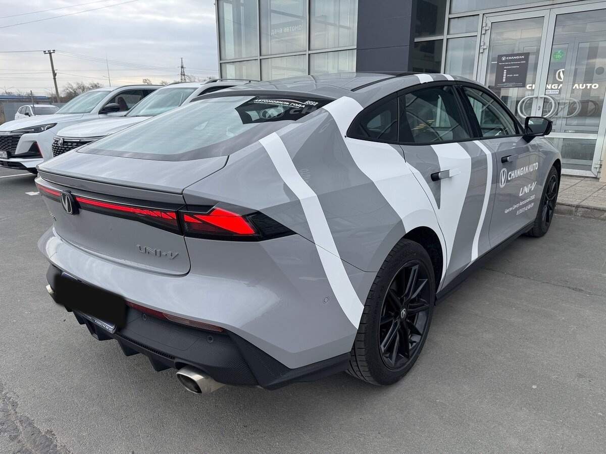 Б/У Чанган УНИ-В 2023 года. Фото: #4