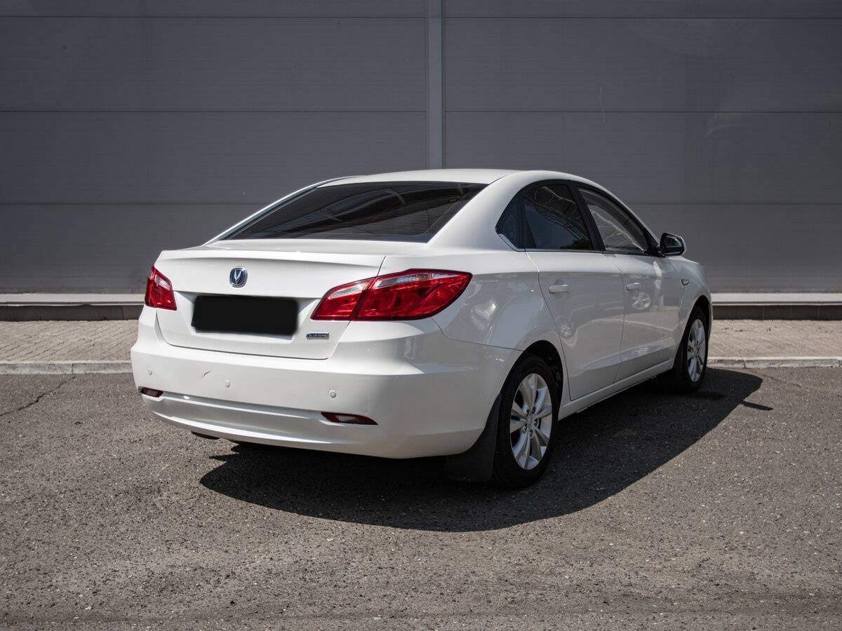 Б/У Чанган Eado 2014 года. Фото: #4