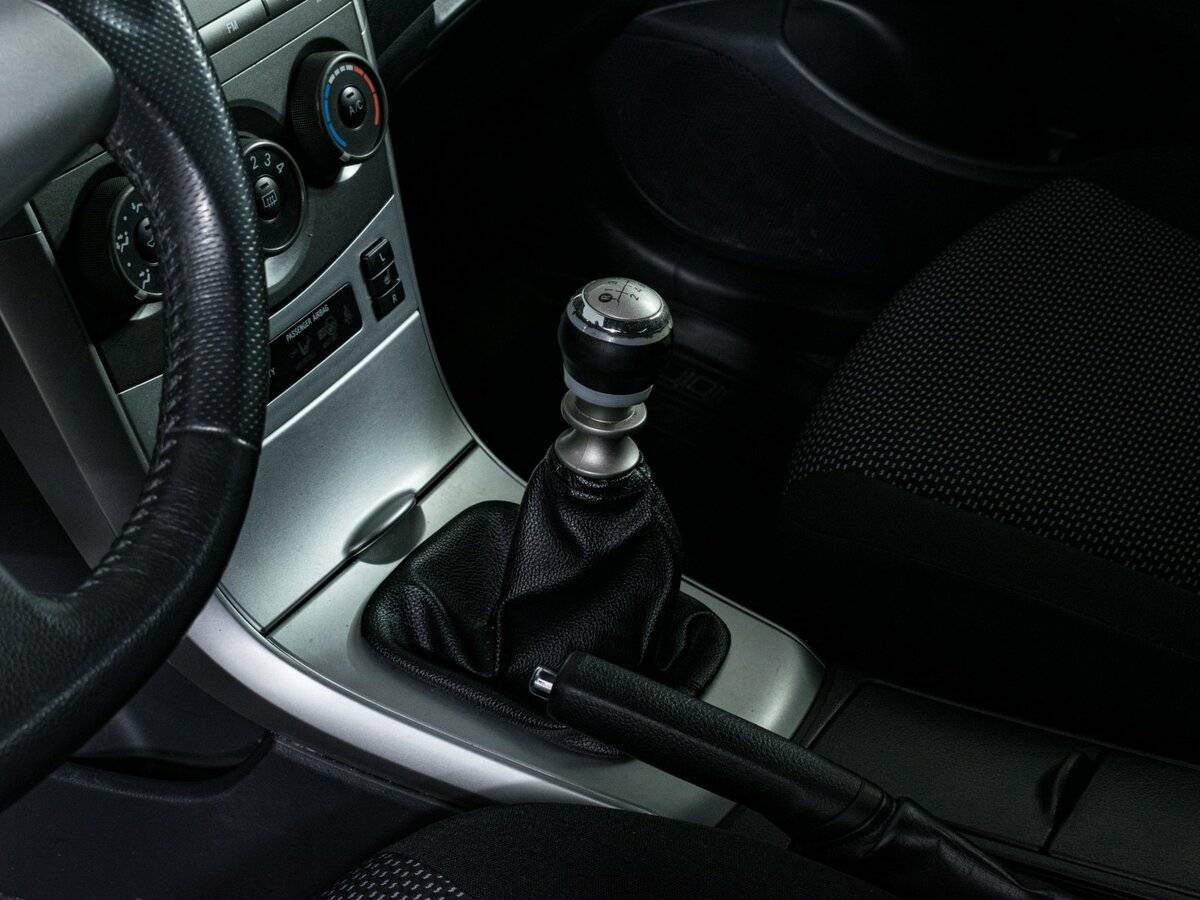 Б/У Тойота Королла 2011 года. Фото: #12