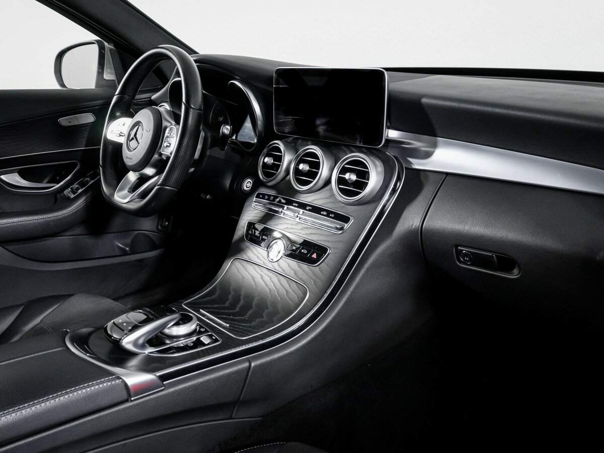 Б/У Мерседес-Бенц Ц-Класс 2020 года. Фото: #8