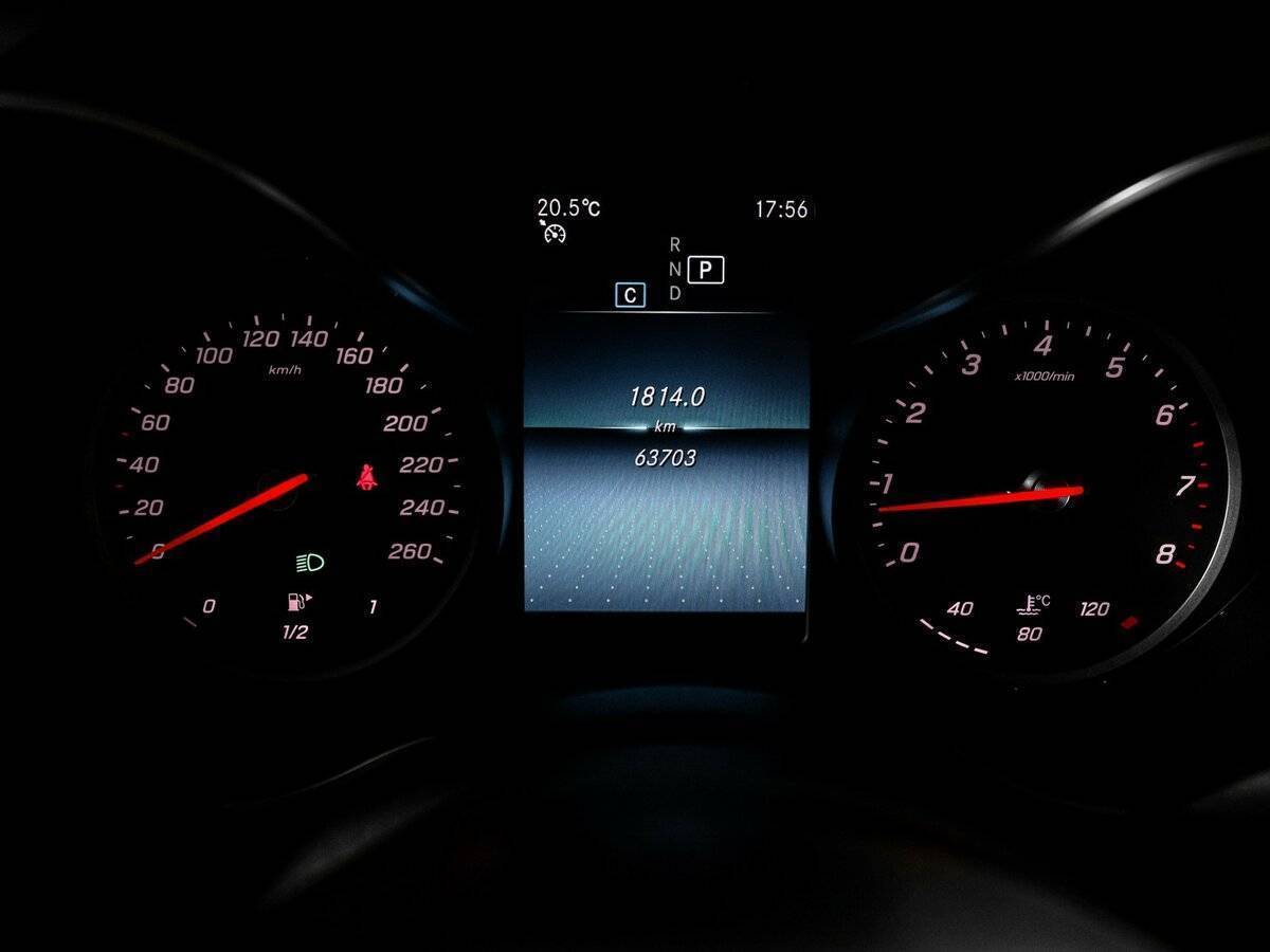 Б/У Мерседес-Бенц Ц-Класс 2020 года. Фото: #10