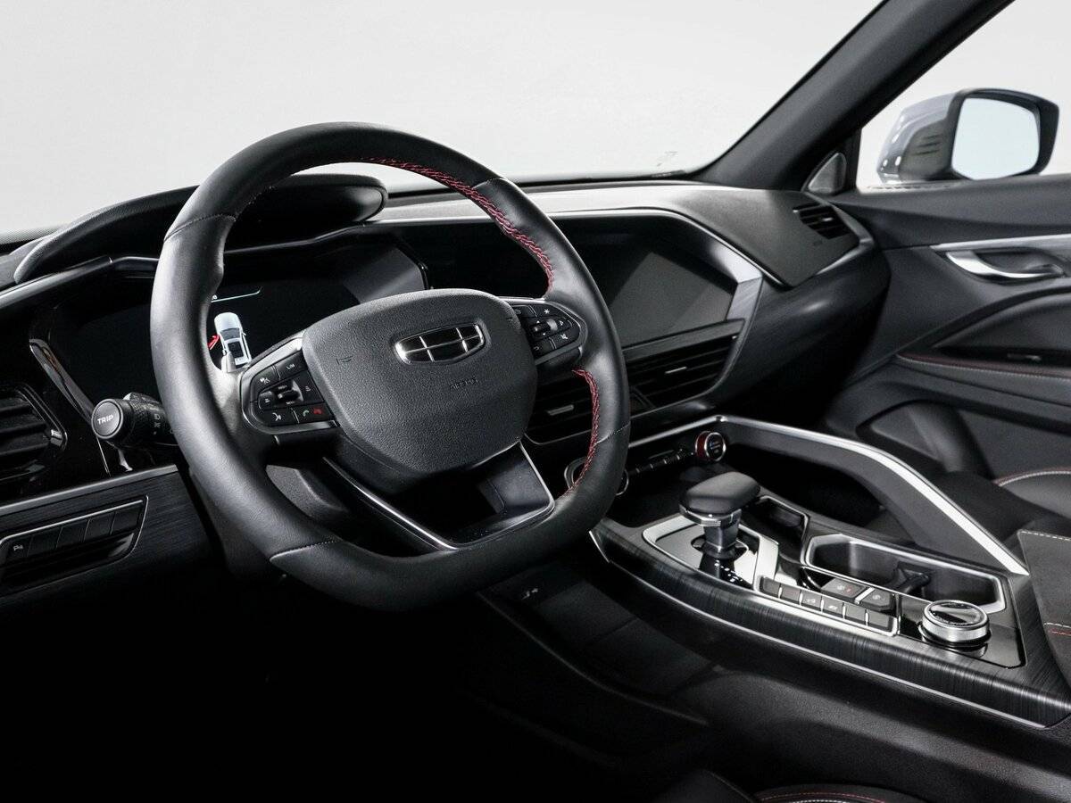 Б/У Джили Тугелла 2024 года. Фото: #13