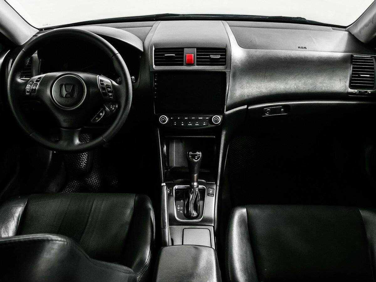 Б/У Хонда Аккорд 2007 года. Фото: #10