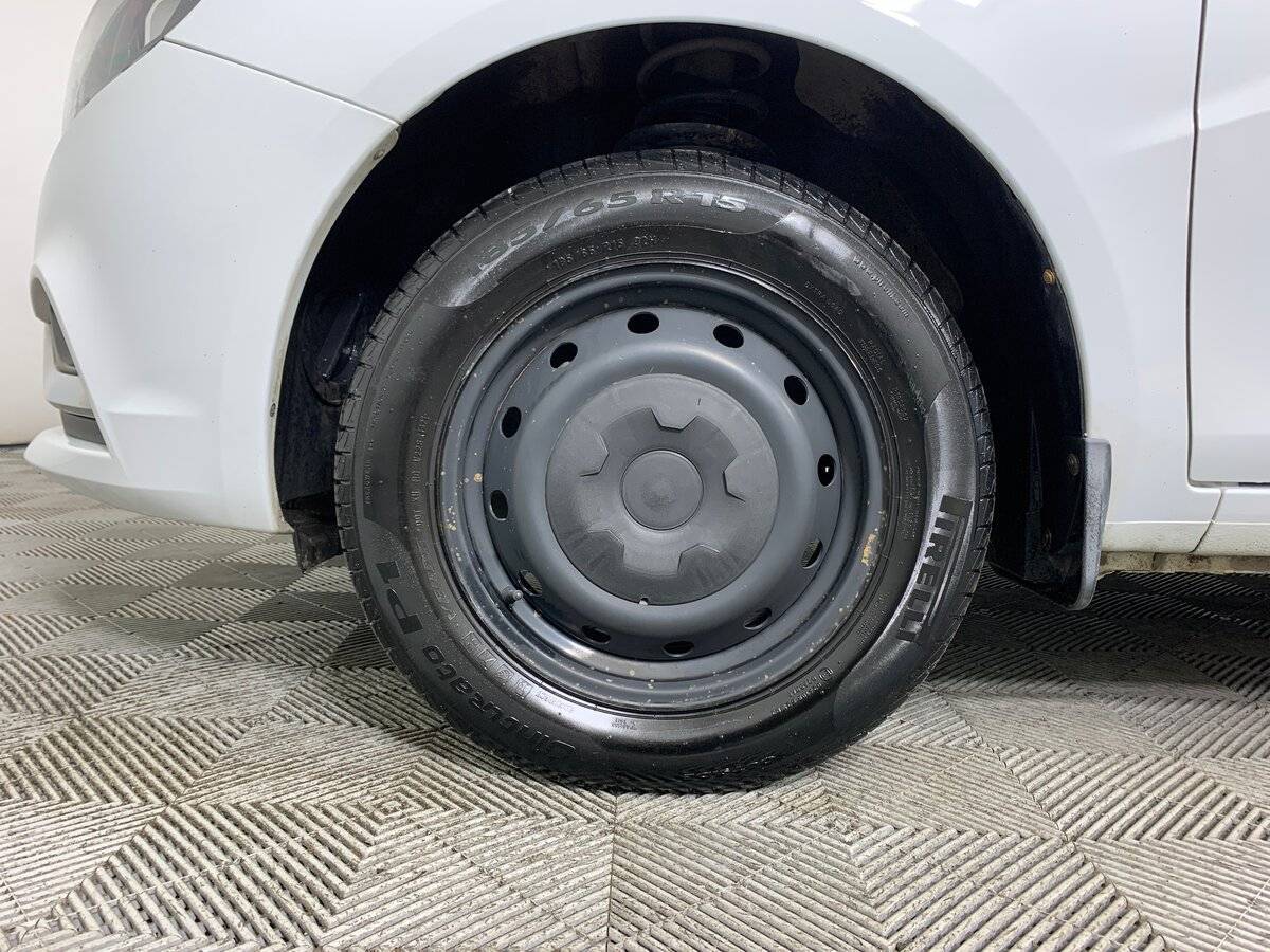 Б/У Лада (ВАЗ) Веста 2021 года. Фото: #8