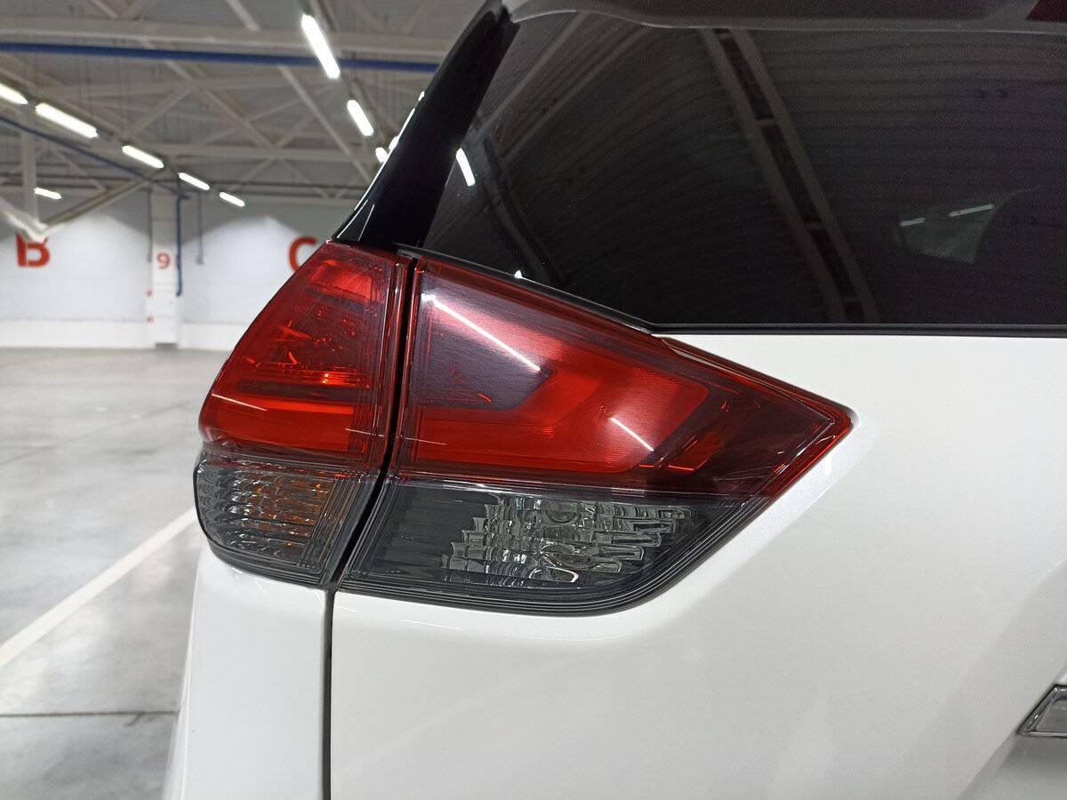 Б/У Ниссан Икс-Трейл 2021 года. Фото: #8