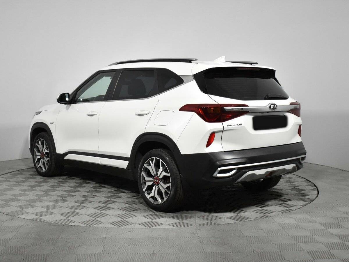 Б/У Киа Сельтос 2021 года. Фото: #6