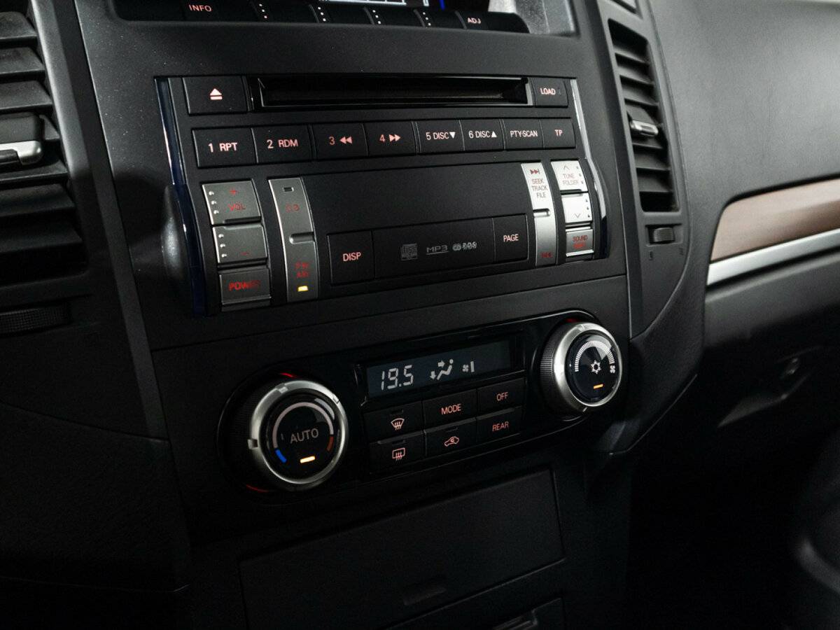 Б/У Митсубиши Паджеро 2007 года. Фото: #20