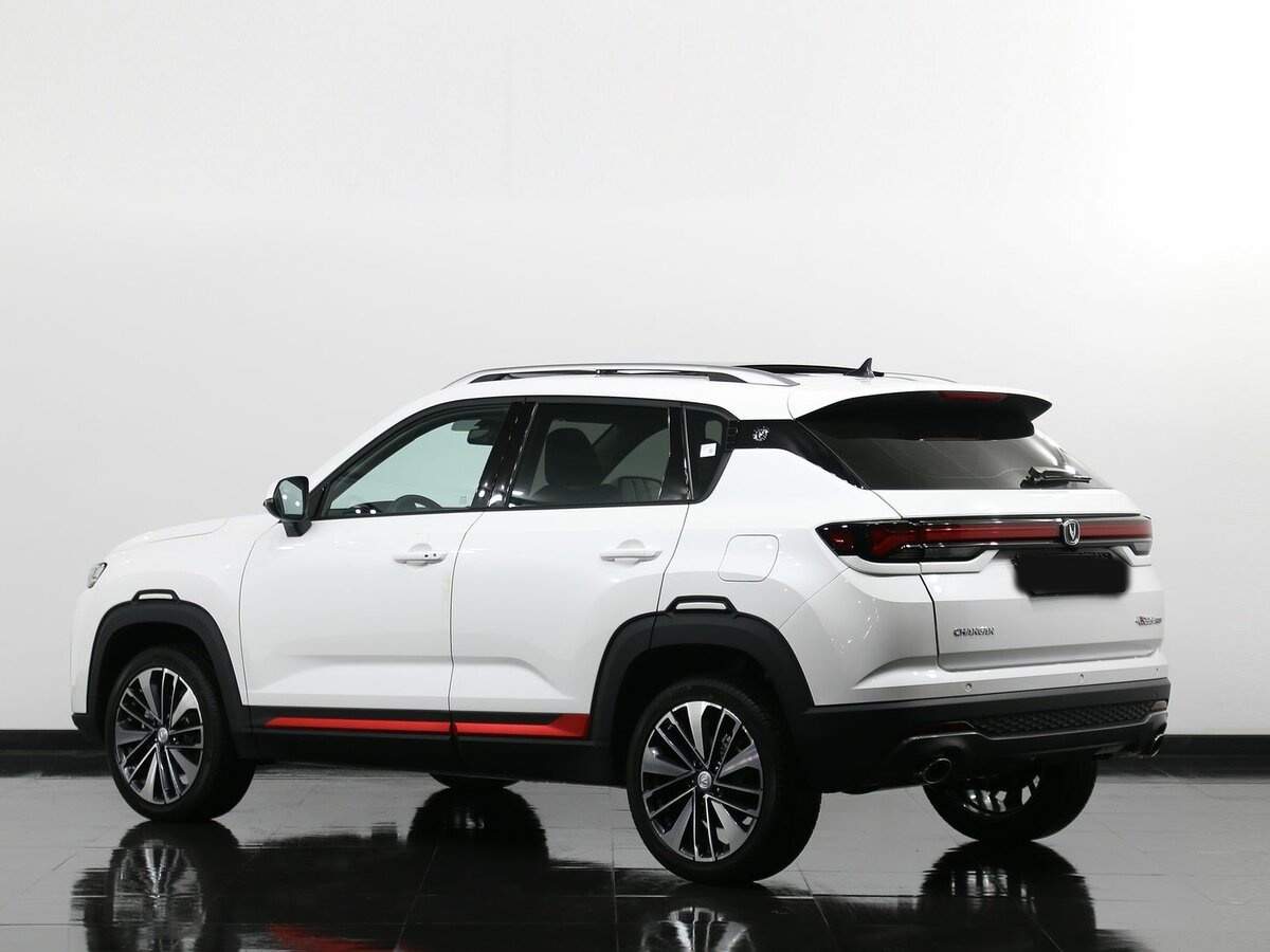 Б/У Чанган CS35 Plus 2024 года. Фото: #2