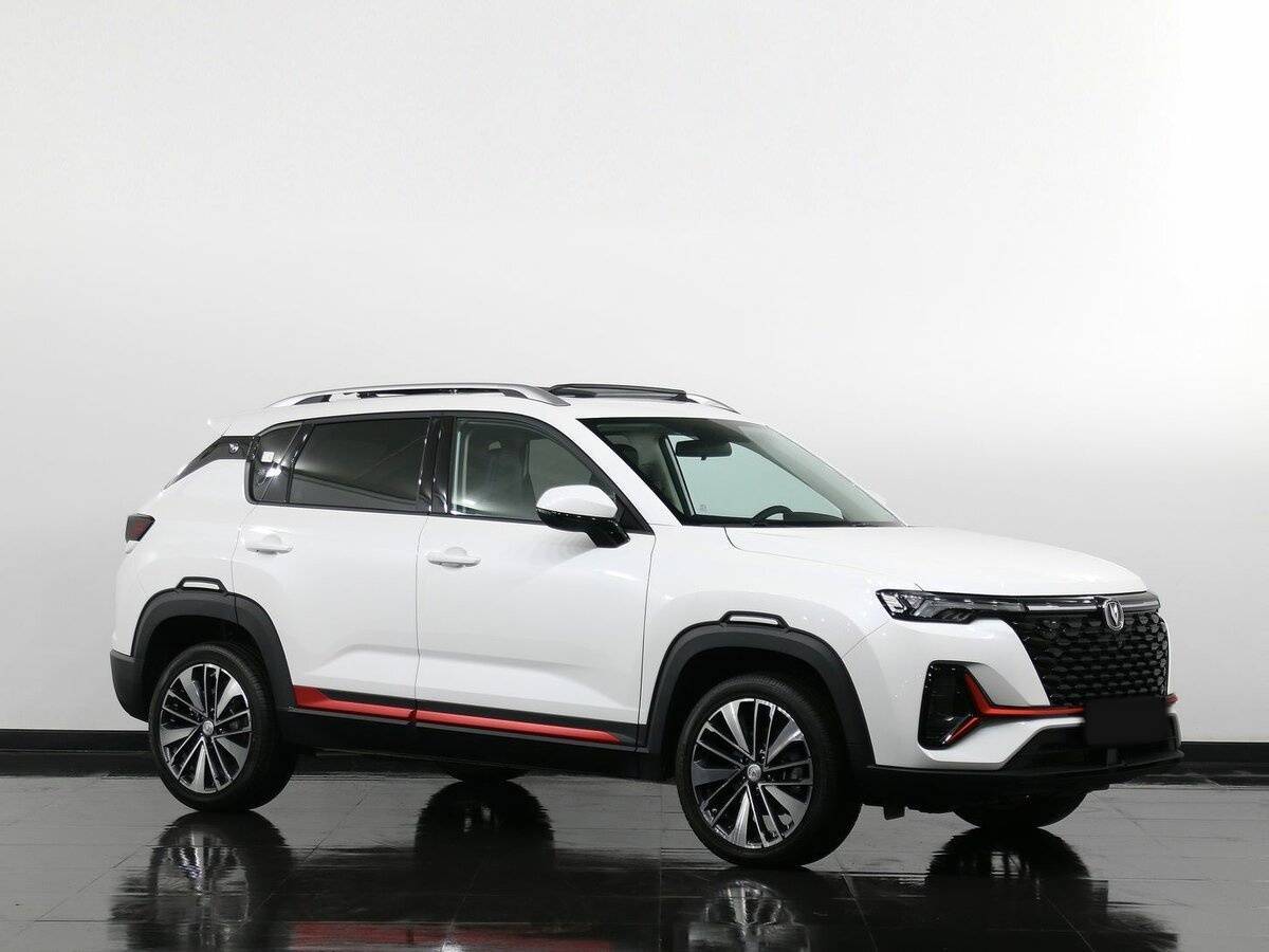 Б/У Чанган CS35 Plus 2024 года. Фото: #3