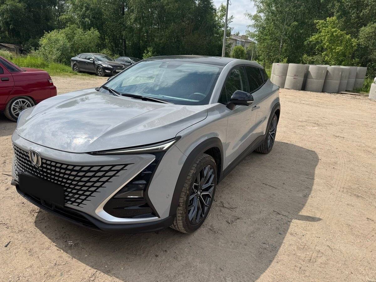 Б/У Чанган УНИ-Т 2023 года. Фото: #1