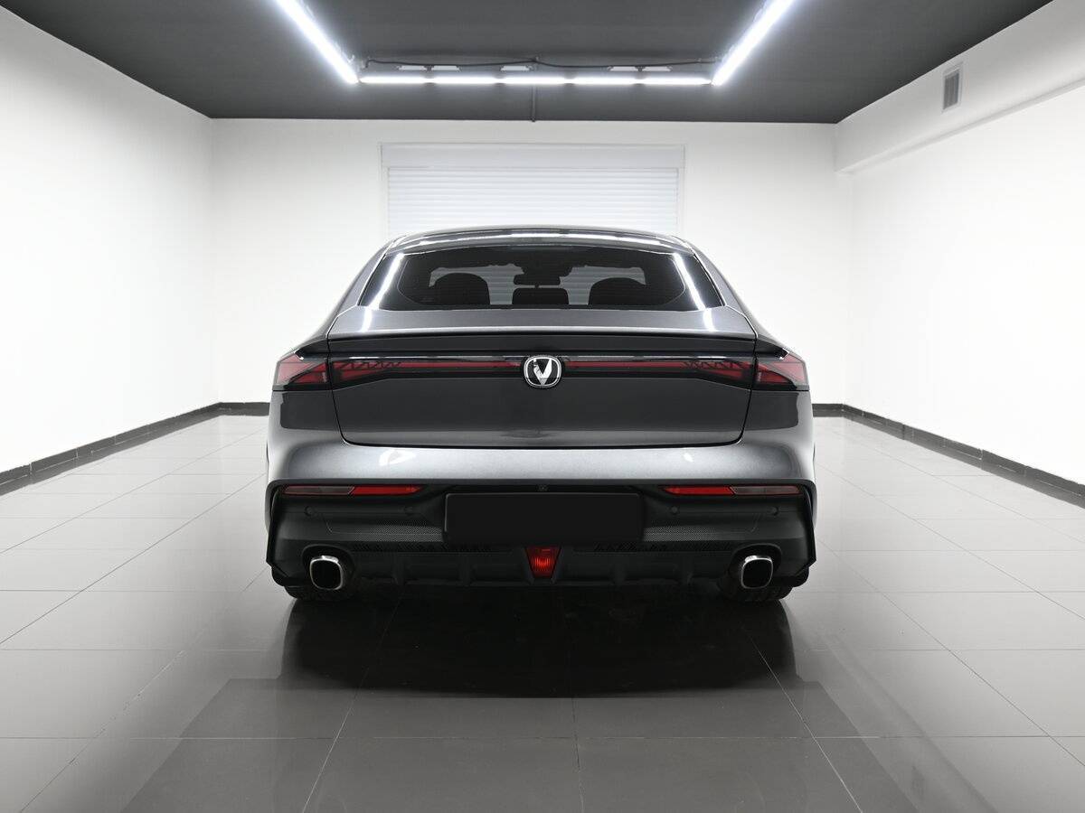 Б/У Чанган УНИ-В 2023 года. Фото: #3