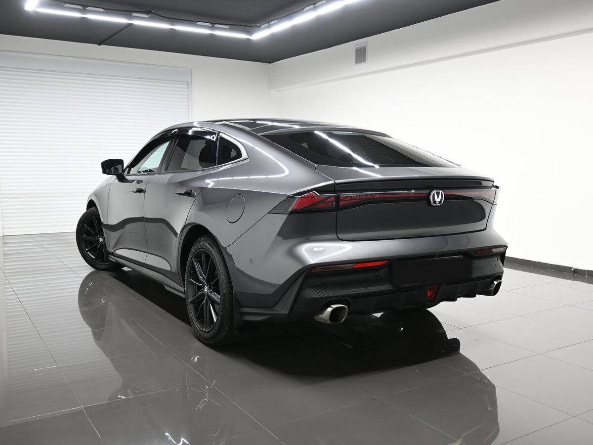 Б/У Чанган УНИ-В 2023 года. Фото: #5