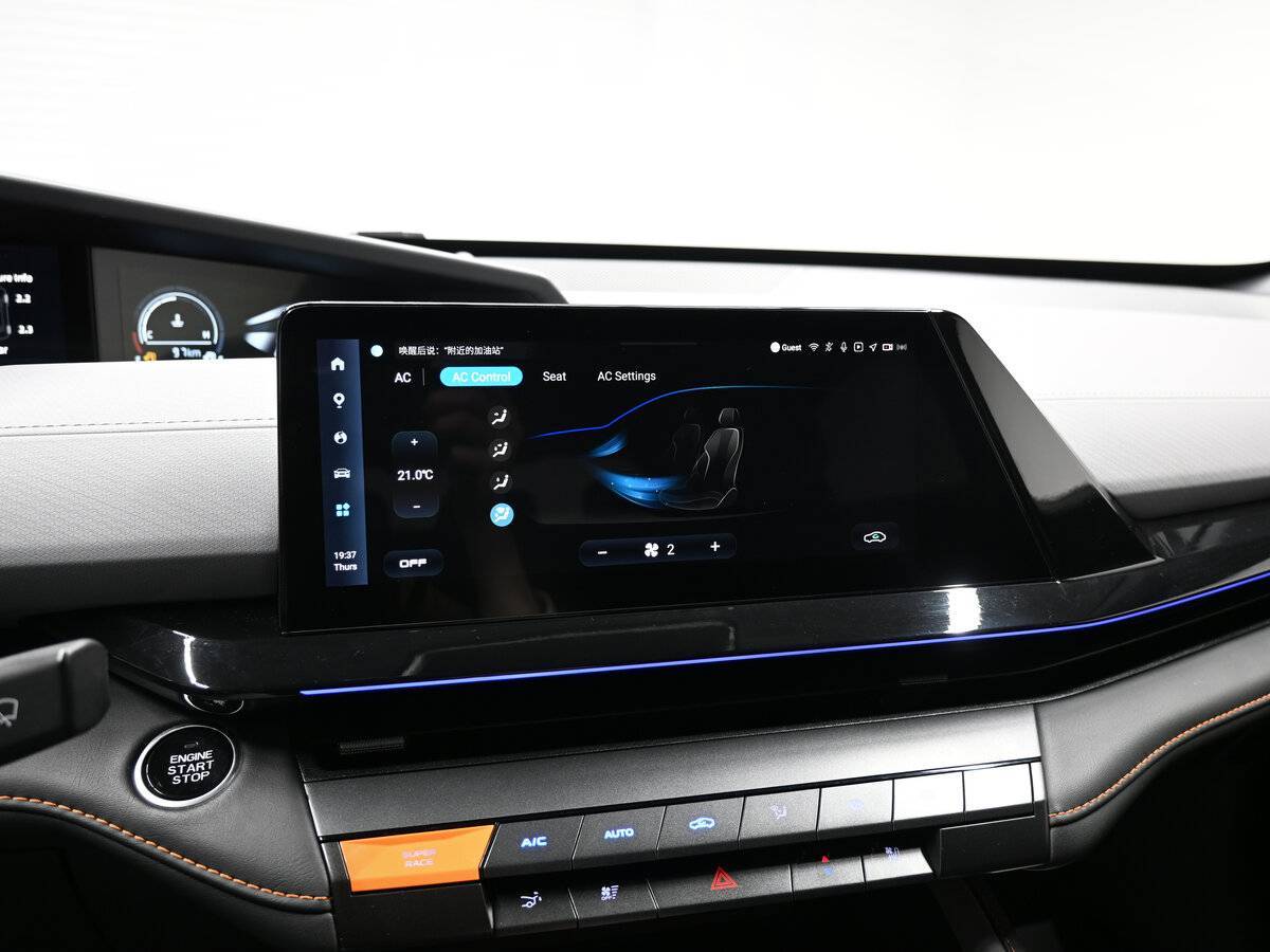 Б/У Чанган УНИ-В 2023 года. Фото: #16