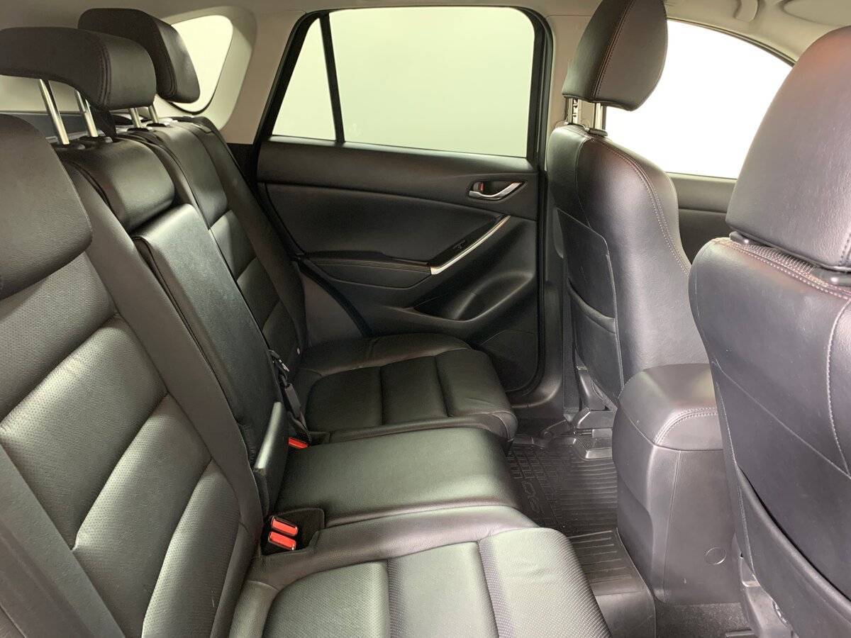 Б/У Мазда Ц-Икс-5 2017 года. Фото: #16