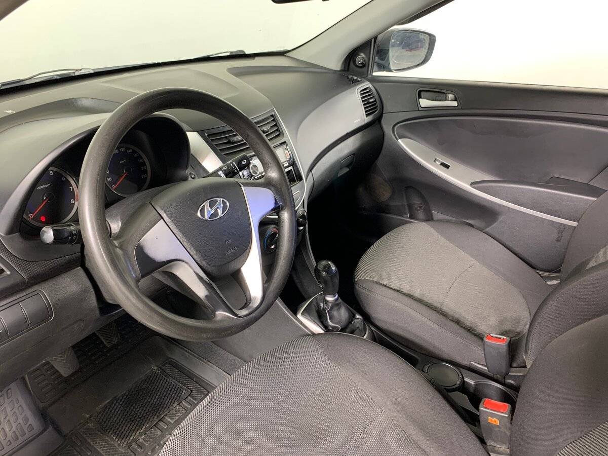 Б/У Хендай Солярис 2011 года. Фото: #10