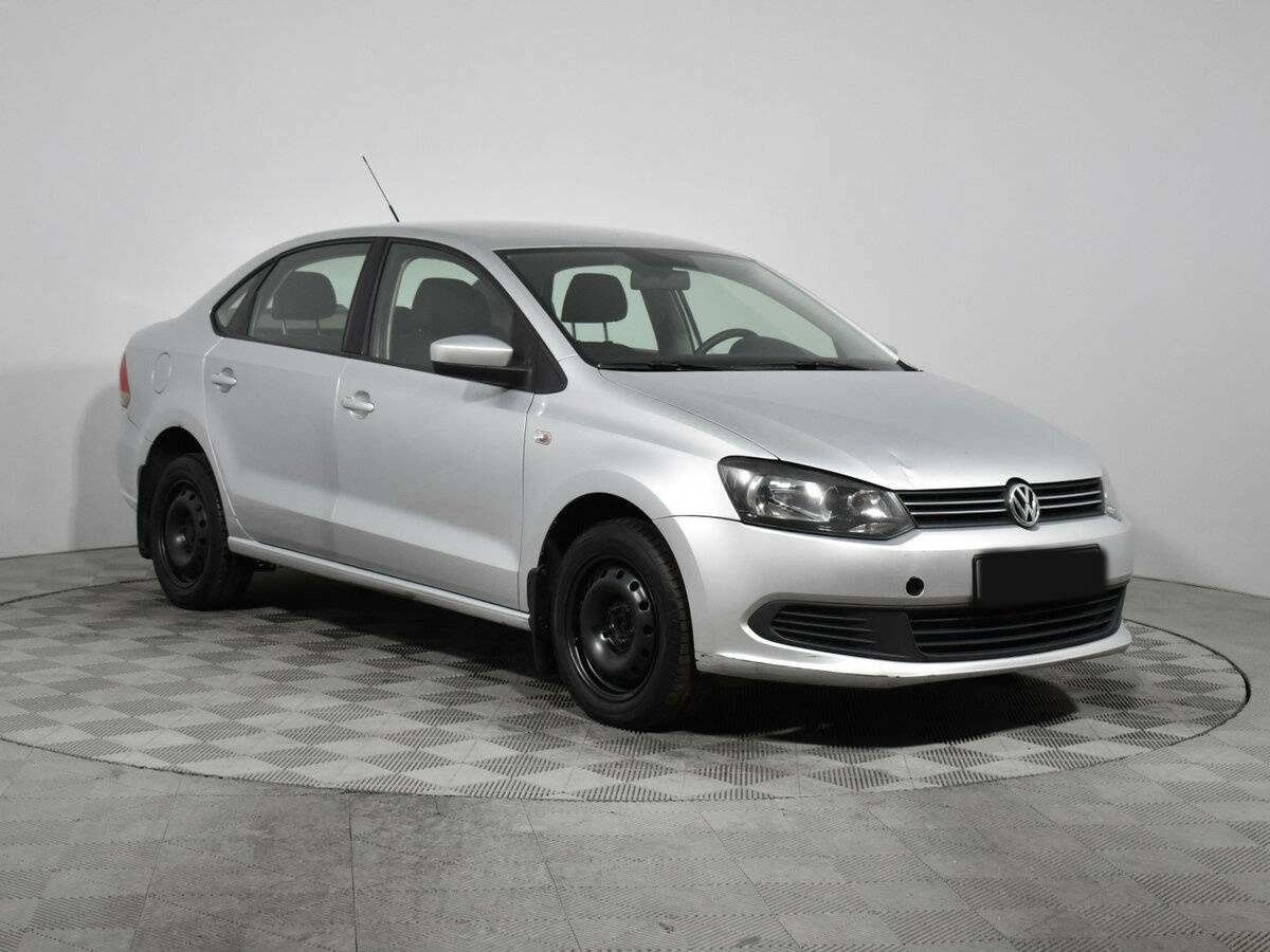 Б/У Фольксваген Поло 2011 года. Фото: #2